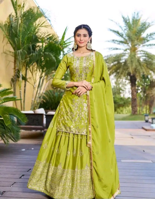 Premium Silk Embroidered Set